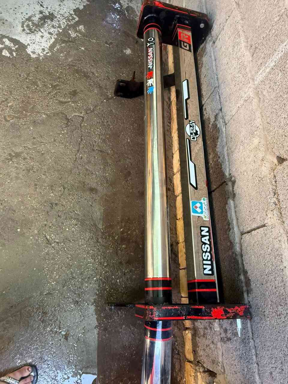 سلام عليكم للبيع درع نيسان عالية نضافة /90‎%‎سعر 180 بغداد ***********
