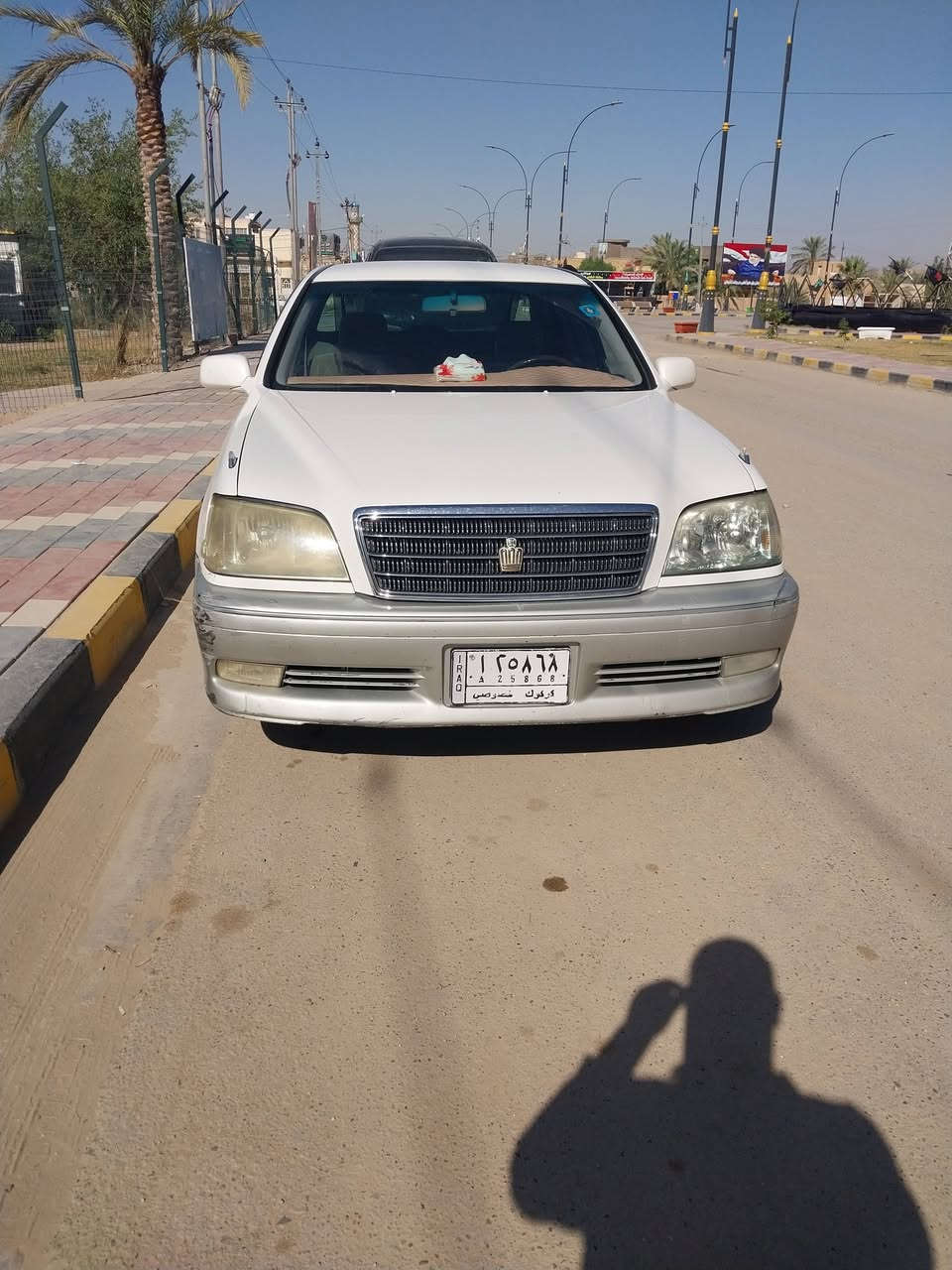 السلام عليكم ورحمة الله وبركاته 
ملكه موديل 2000 كفاله من كلشي سياره بيه طخه بسيطه جدا بجامله  شبر بيه فقط سياره قرار 102
مفحوصه وداخله هزه جديده وفاحصه بالنجف فحص الكمرك كله كامله باقي بس تدفع الكمرك 
سياره ٤ كشنات كهرباء تبريد ثلج 🥶 كير مكينه ٣٠٠٠ فيشه وبطل ابيض كفاله حداديه تخم تاير كهربائيات كله جديد باتري الكوري ب١١٠ مشتريه جديد سياره خير من الله شاصي ٧١ سنويه لل2023
سياره ٣دكم برده خلفيه مسجل دمام كله شغال على وضع الشركه السياره مال جناي متذب عليه الف دينار مكان السياره نجف استفسار اكثر اتصل على الرقم *********** وبيك خير وتدلل السعر ٧٠ وبيه مجال للطيبين
