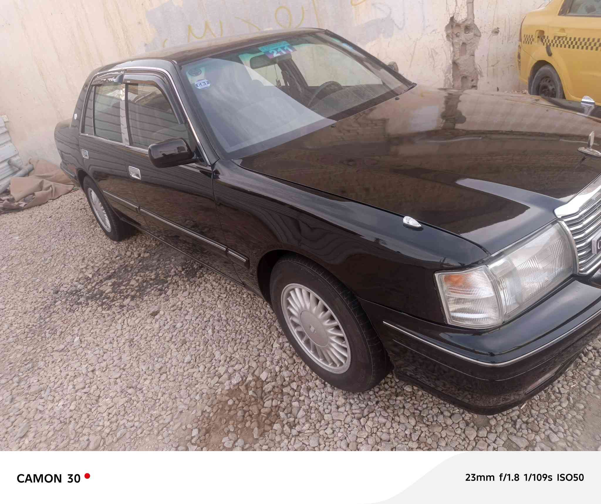 @الجميع السلام عليكم سياره للبيع ومراوس حسب القناعه 
راس ثور تكم مكفوال كص ونقل وعيب شرعي وضربه القويه مصبوغه عام جمالية فقط موديل 1995 رقم دوالي 
قادسيه السياره جاهزه من كير ومكينه وحداديه مكفول نقص بس التبريد ماعرف شنو النقص الي بي وباقي كله كفاله مكان السياره النجف الاشرف التواصل عل رقم 
***********
