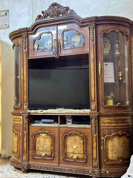 معرض ايطالي نظيف السعر 100وبي مجال العنوان ذي قار الشطره التواصل على هذا الرقم ***********
