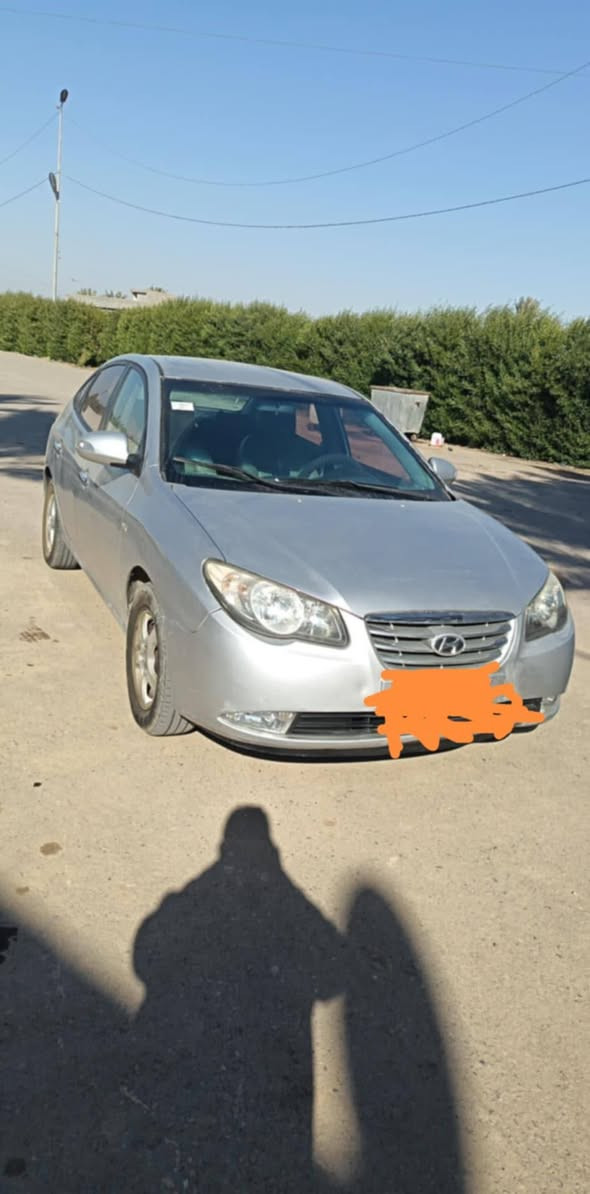 السلام عليكم افانتي ادوات 2010 ليزري سياره فول ما عدا الفتحه سياره جديده السعر 44 وبيها مجال ***********
