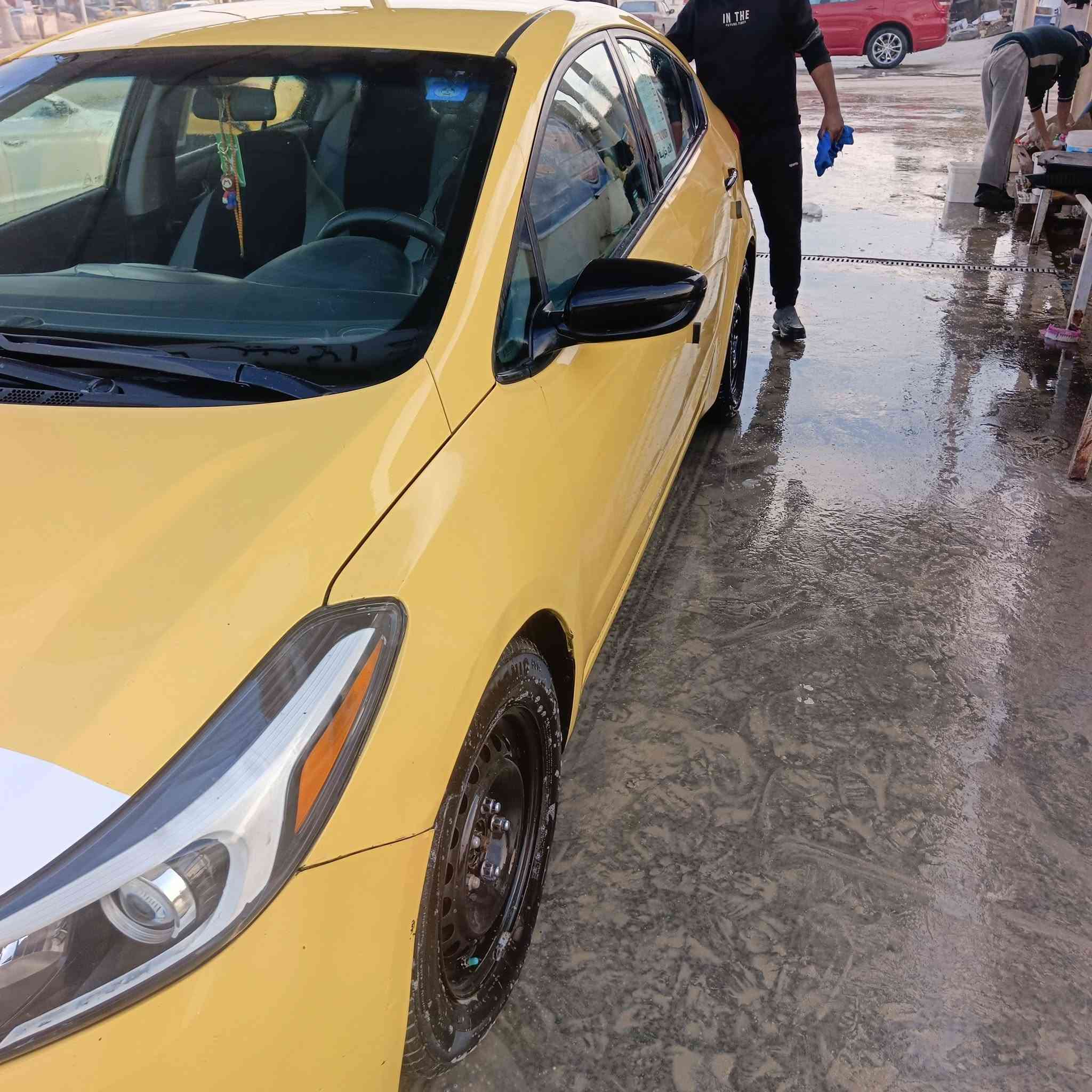 السلام عليكم كيا فورتي تكسي موديل ٢٠١٧ جاهزه من كلشي رقم بغداد موبايل *********** منظومة غاز شغاله مكاني ديوانيه
