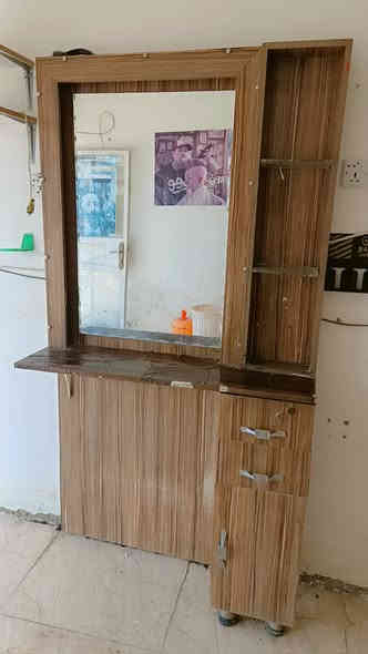 ميوزه للبيع قيم واخذ ***********
