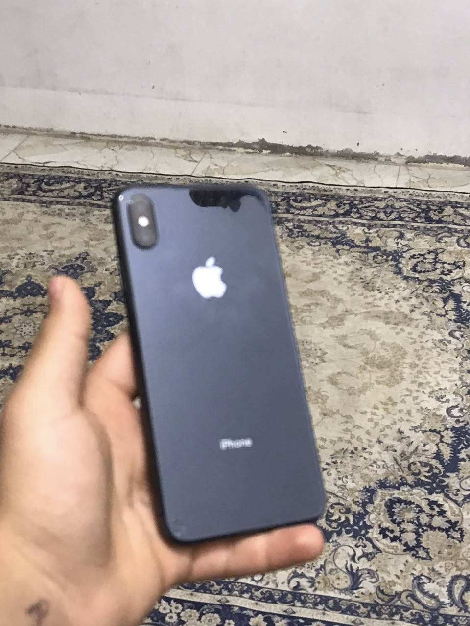 السلام عليكم 
اكس ماكس ذاكره ٢٥٦ بطاريه ١٠٠ مستبدله + شاشه مستبدله نوعيه جيده دبل خط المشاكل السماعه الفوك مجرد بس تشكلهة تشتغل والليس ايدي عاطل وعندي واحد ثاني بس ممشدوذ للبيع امو مراوس ب ٨ بلاس وفوك ***********
