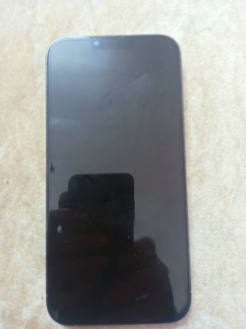 سلام عليكم ورحمة الله وبركاته شباب عندي هاذ 13برو ماكس مبدل شاشة وبطارية الصليات مو عاديات ذاكرة256 بطايرة 100 تليفون كلشي شغال بي فيس ايدي صوت حدث فرمت مال بيت 
مكاني بغداد مدينة الصدر( رايدة ب380)***********
