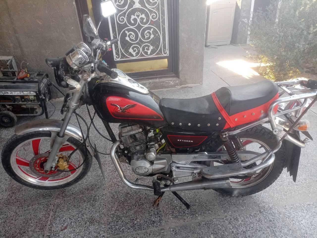 دراجه جونده صقر 5گير،،تعمير جديد،،رقم وسنويه،،كلشي بيها شغال،،السعر 500،،مكانها كوفه،،براكيه للاتصال،،***********
