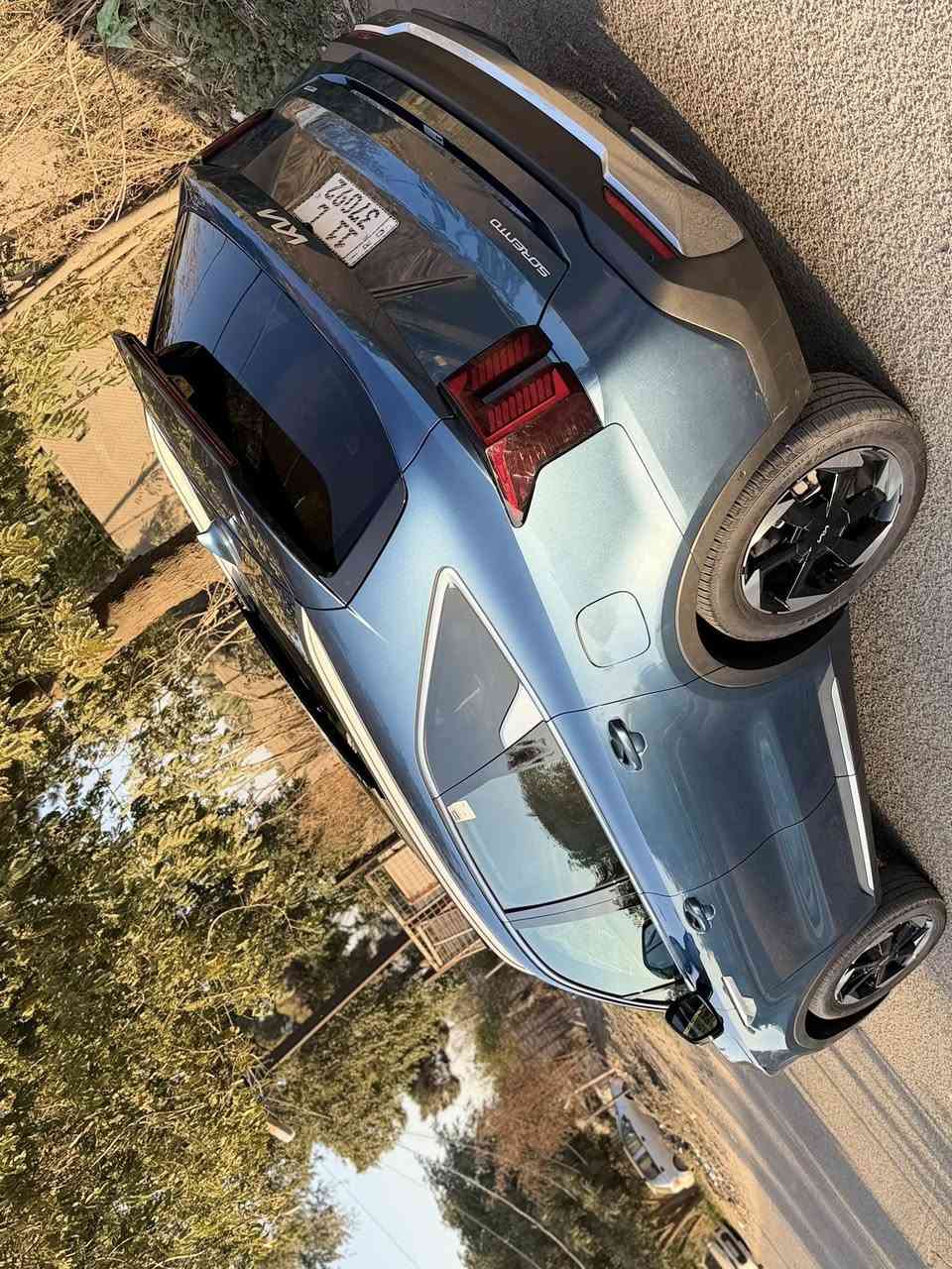 السلام عليكم
سورنتو 2025 sx برستيج هايبرد 
فول السياره للاخير اعله فئه بلسورنتو
بانوراما 
بصمه
كشنتات ابيض تدفئه تبريد كهرباء خزن ميموري 
ستيرن تدفئه
لايت 4 عدسات 
حساسات 6 امامي و6 خلفي 
رادارات امامي وخلفي وجانبي وقياده ذاتيه
٥ كامرات محيطيه مع كامره بلمرايه 
مري شفط مع قلاب 
بردات خلفيه 
جنطه كهرباء
ماشيه 10 الف 
السياره بيه صبغ بس حافه البنيد 
بدون ايرباك
مكانه صليخ 
سعر 280 
***********
