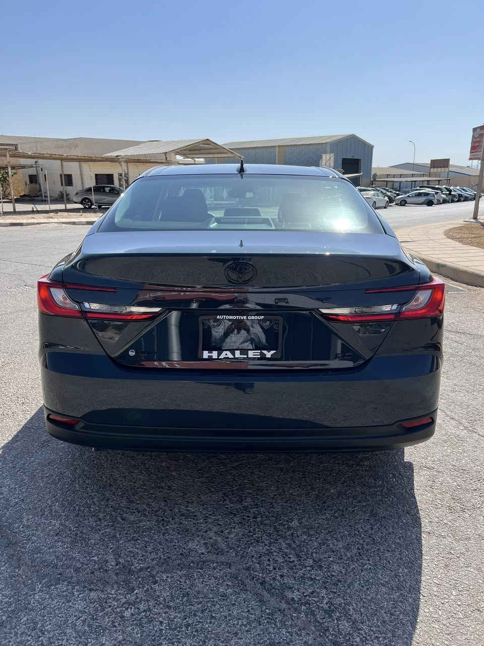 ‎تويوتا كامري هايبرد 2025 LE– الفخامة تلتقي بالكفاءة 🌿
‎وارد امريكي

‎عداد 👌9 الف مايل فقط

‎✨ المواصفات الرئيسية:
‎✅ المحرك الهجين: 2.5 لتر – قوة إجمالية 225 حصان، يجمع بين الأداء العالي والاقتصاد المذهل في استهلاك الوقود.
‎✅ كفاءة استهلاك الوقود: تصل حتى 25 كم/لتر – مثالية للرحلات الطويلة داخل وخارج المدينة.
‎✅ ناقل حركة e-CVT ذكي – قيادة سلسة واستجابة فورية.
‎✅ نظام قيادة متعدد الأوضاع (Eco / Normal / Sport).

:
‎🎶 شاشة لمس 12.3 إنش تدعم Apple CarPlay & Android Auto.
‎🎶 نظام صوت فاخر بـ 9 سماعات (في الفئات العليا).
‎🎶 مقاعدقماش فاخر مع تسخين في المقاعد الأمامية.
‎🎶 شاحن لاسلكي للهواتف الذكية + منافذ USB-C

‎كراسي تدفئة 

‎كراسي كهرباء 

Wireless charging phone 

‎تدفئة استيرن

‎ويل كب عل ١٧ 
 
‎تبريد امامي خلفي 

‎تغيير جاملخ يمين فقط

‎بنيد بارد

‎صور الضربة مرفقة

‎عداد 9000 مايل
‎ ارباك استيرن وبردات فقط راجع

‎السعر مرقم جاهز
‎23000 الف دولار

‎للاستفسار ارجو للجادين 

0780 060 0328
