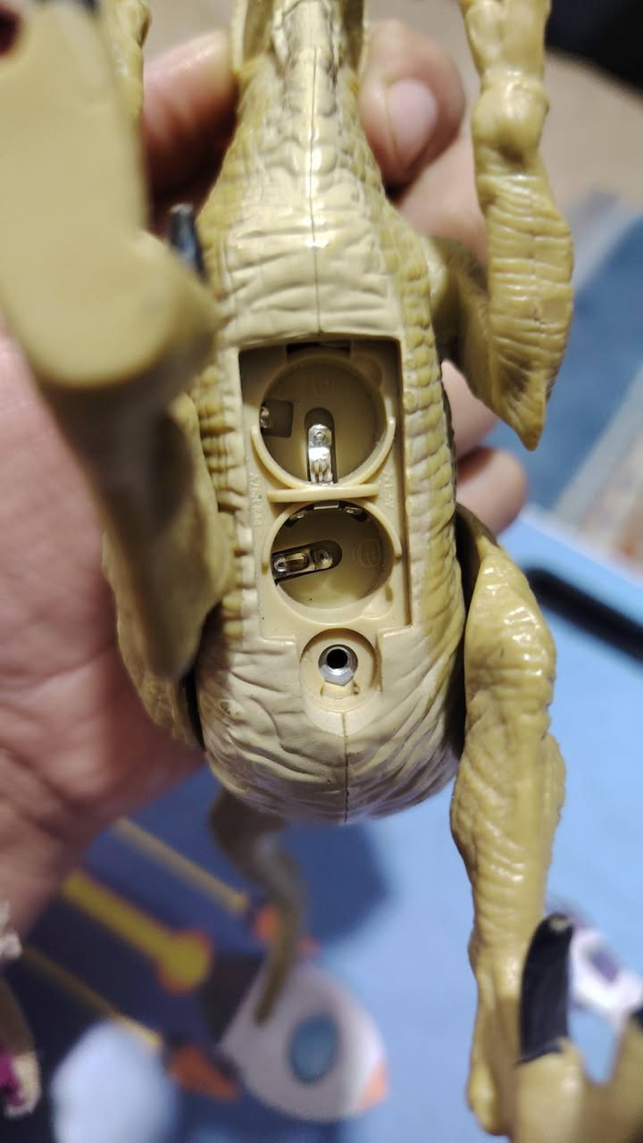 السلام عليكم
ديناصور طلع بهل شكل بدون كارتونه نقص القبق مال باتري
اليفيده ينطيني سعر باليرضي الله وبالعافيه


**إذا كنت صاحب هذا الإعلان وتريد حذفه لأي سبب، رجاءا أرسل رسالة إلى الدعم الفني**