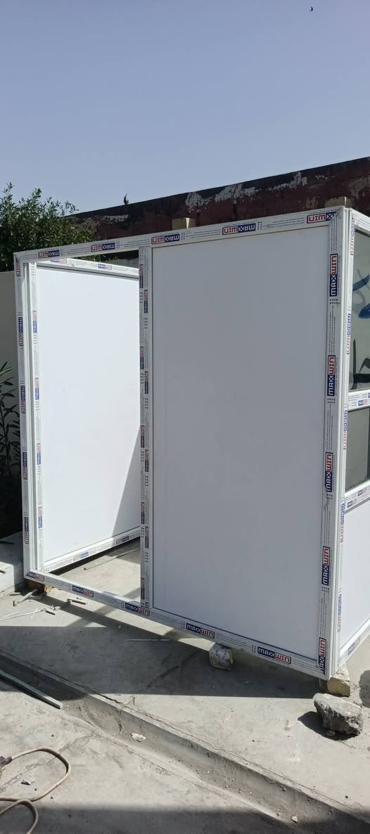 السلام عليكم عرض خاص سعر متر الشباك pvc ٣٧ الف متر القاطع ٣٧الف  الون الابيض الباب الملحق ١٣٧ الف باب ستدر ١٢٥ الف عنوان بعقوبة فلكة الامين مجاور فرن الصمون ***********
