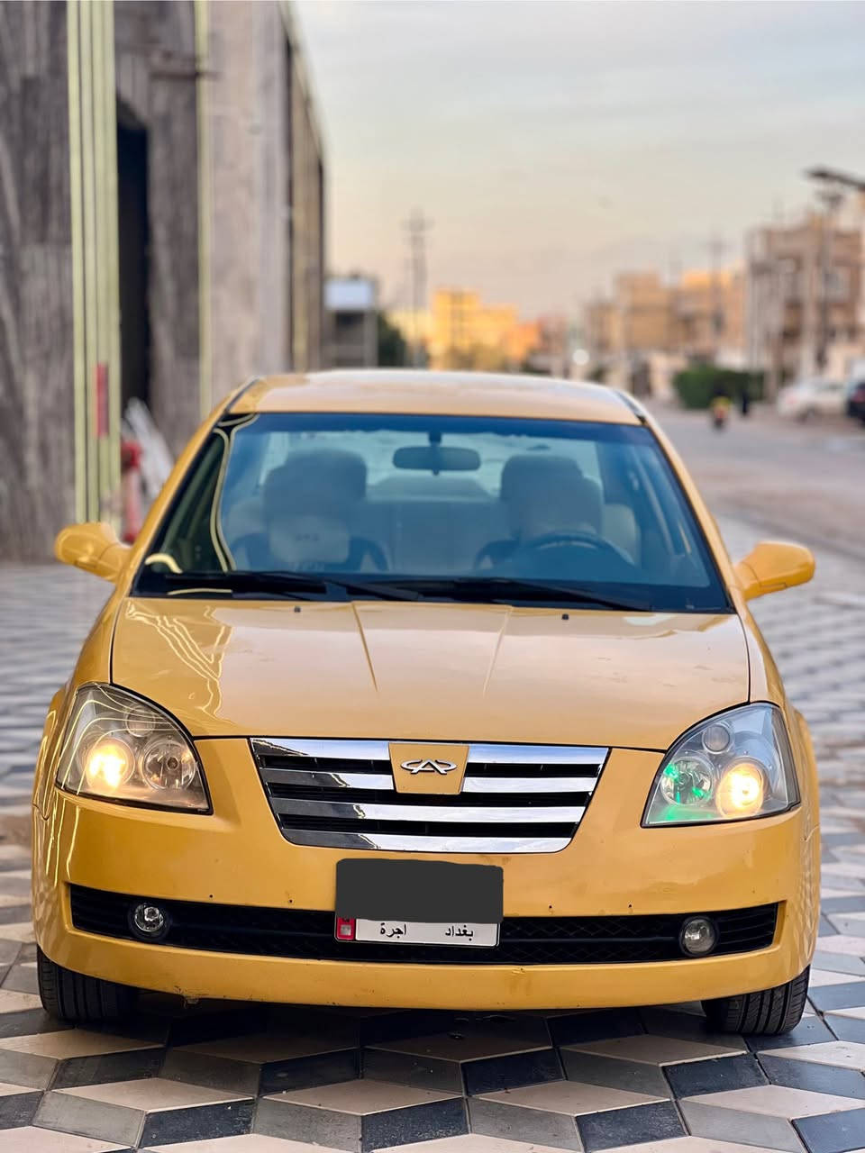 عيدكم مبارك اخوتي الغالين
هذا هلال العيد ماشاءالله 

شيري موديل 2011 رقم بغداد سنوية لل 2027 كاملة السيارة من كل النواحي وجانيها اني صارلها عندي فترة طويلة خير وبركة تبريد ثلج محرك وكير جدد بيها مكفولات بلادي حدادة جديدة الصدر الامامي كله جديد الحدادية الخلفية كله جديد سيارة ترايها وطستها تخبل مال النترا الله شاهد كهربائيات كلها بلادية لابيها جطلات ولابيها خلل كله بلاد وكلشي شغال دواخل السيارة شوف العين مرتبها ترتيب كلش حلو  للكراسي والتنته والارضية كله جديد 
السيارة الحمدلله مابيها اي نقص 
السيارة شكلها ب الشارع كلش نازك وحلو وسياقتها وترايها بعد ارتب شادلها تخم تاير جديد توني ماعايزة اي مصرف السيارة  سيارة مال رزق مجهزها على اخر شي والصور مالها الله شاهد ماصارلها كم ساعة وهاي كل تفاصيل السيارة بالكامل 
واسف على الاطالة اخوتي المرتبين واللي يكسر بحلال الناس او اللي يعلق تعليق سلبي هذا يعكس اخلاقه فقط واني بخدمتكم 

السعر ٤٨ ورقة وبيها مجال بسيط 
رقمي ***********
