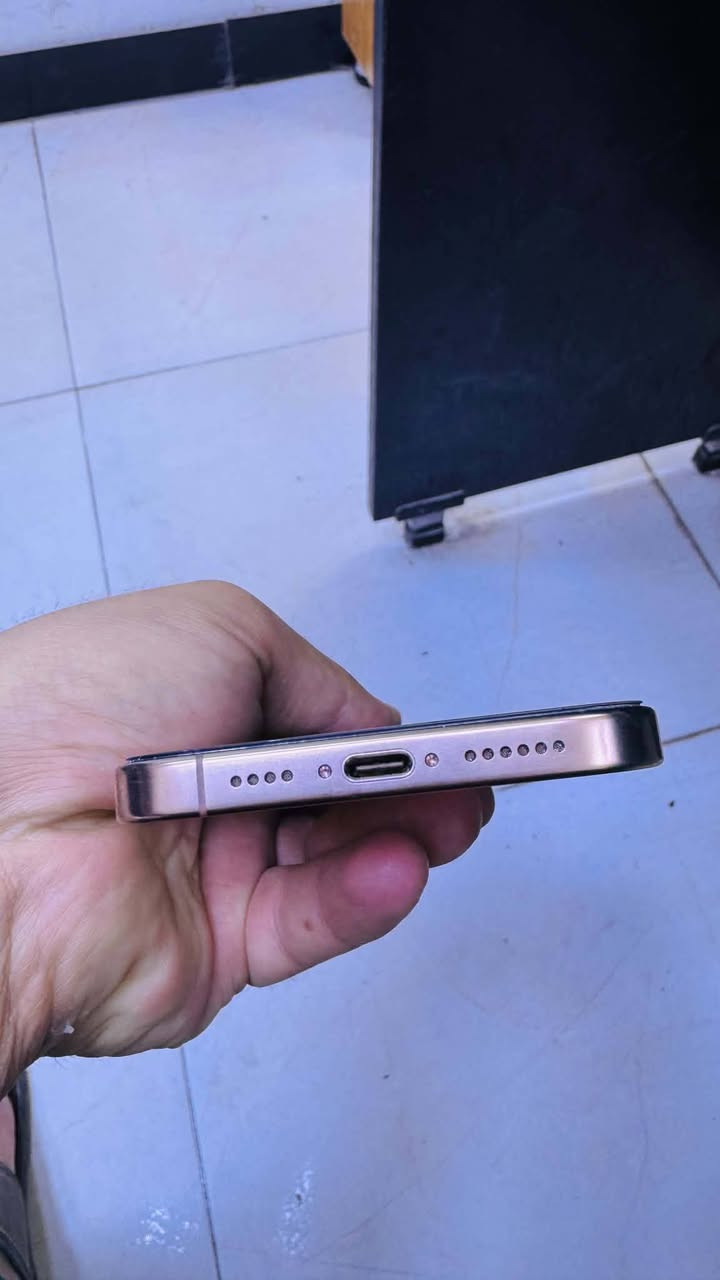 سلام عليكم
16 pro max
ذاكرة 512 
لون ذهبي 
نظافة 100% 
بدون اي شخط مثل الجديد
مع شاحن فقط 
بطارية 93
دورات 360
للبيع مليون و٤٥٠ 
مكاني بغداد الغزالية


**إذا كنت صاحب هذا الإعلان وتريد حذفه لأي سبب، رجاءا أرسل رسالة إلى الدعم الفني**