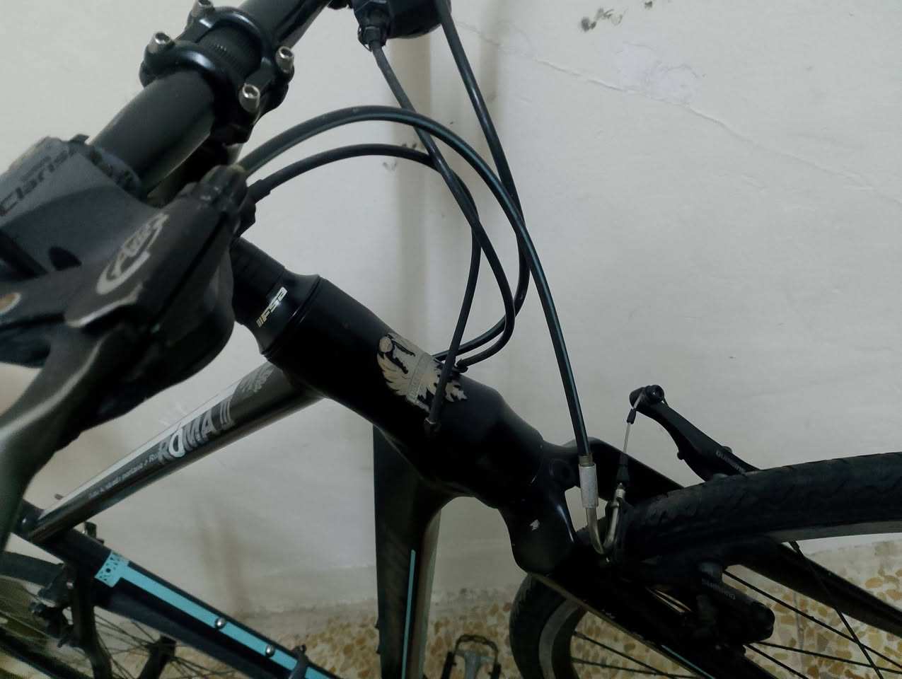 السلام عليكم
دراجة ماركة 
بيانكا ايطالي 
معدن المنيوم 
كير فقاس 8 -2 
سستم كلاريس 
فول نظافة 
دراجة وضع حاوية غير مستخدم 
السعر 250 و بي مجال 
العنوان الموصل 
*********** بي واتس آب
