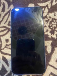 ايفون 11 عادي للبيع نظافة 100‎%‎ مستعجل السعر 200 وبي مجال قليل للشراي...