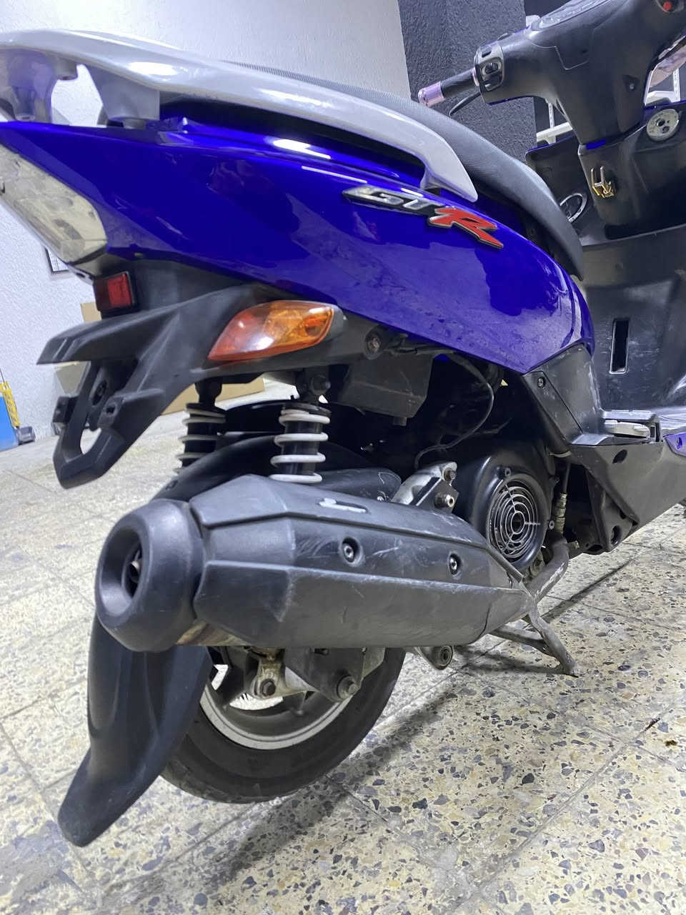 سلام عليكم دراجه جيتي آر مامفتوحه جيب فيتر وتعال مكاني حي جهاد ***********السعر 700
