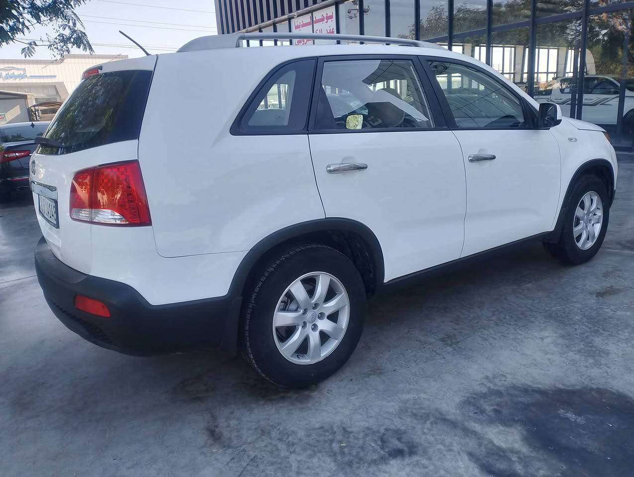 سورینتو 2012 شرکه عامە مکفوله کفاله رقم ممیز ماشیە 155 حقیقی محرك 2400دوش 4سلندر   سعر146ورقه مکانی کلار***********
