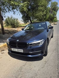 للبيع بي ام g31 موديل 2018  كلين السياره بدون اي ضرر فقط بارد اقل الشب...