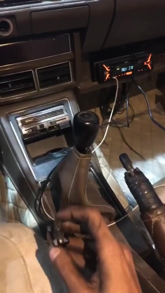 سلام عليكم 
جهاز بي آر رڤ لميتر يتحكم بل رون و لفصله و طلقات للبيع سعره ١٠٠ الف اصليي و توصيل 🚚 موجود  شرط الشغل يشتغل عله اغلب المكاين و ياباني بشكل عام


**إذا كنت صاحب هذا الإعلان وتريد حذفه لأي سبب، رجاءا أرسل رسالة إلى الدعم الفني**