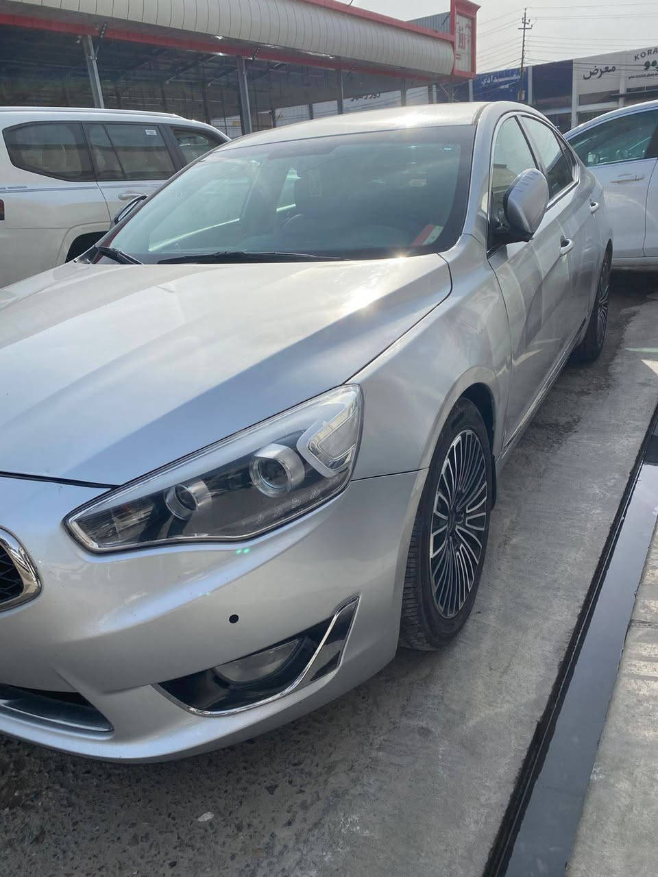 كيا كادنزا موديل 2014 خليجي ترهم مراوس ب كيا فورتي او النترا 
سعر 135وبيه مجال بيه قطعه وحدا جاملق
جه السايق فقط مواصفات فول
عده فتحه كشنات جلد+كهربائي
مري شفط كشنات تدفئة تبريد
نضام يكو سبورت شاشه يباد
كامره خلفيه دواره حساسات
خلفيه تحكم خلفي قطعتين تبريد
وبعد بيهه هواي مواصفات
مكينه سته 6سلندر 3500 مكينه
وكير مكفولات حداديه جديدهه
تخم تاير جديد تبريد شغال ثلج سياره جديده وجاهزه وأي نقص
مابيهه رقم اربيل سنويه لل 27
مكان سياره انبار رمادي ***********
*********** الرمادي, الأنبار
