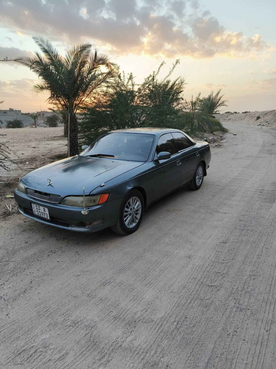 السلام عليكم سيارة مارك نفخ للبيع موديل 93 رقم ميسان أ انجليزي سنوية مجددة لي 30 بسمي مكينة وكير ونجي كارتون جديد حدادة جديدة طخم تاير جديد كهربائيات شغاله السيارة مكفوله من كص ونقل السعر 44 وبيها مجال بسيط للشراي مكان السيارة البصرة سفوان رقم صاحب السيارة ***********
