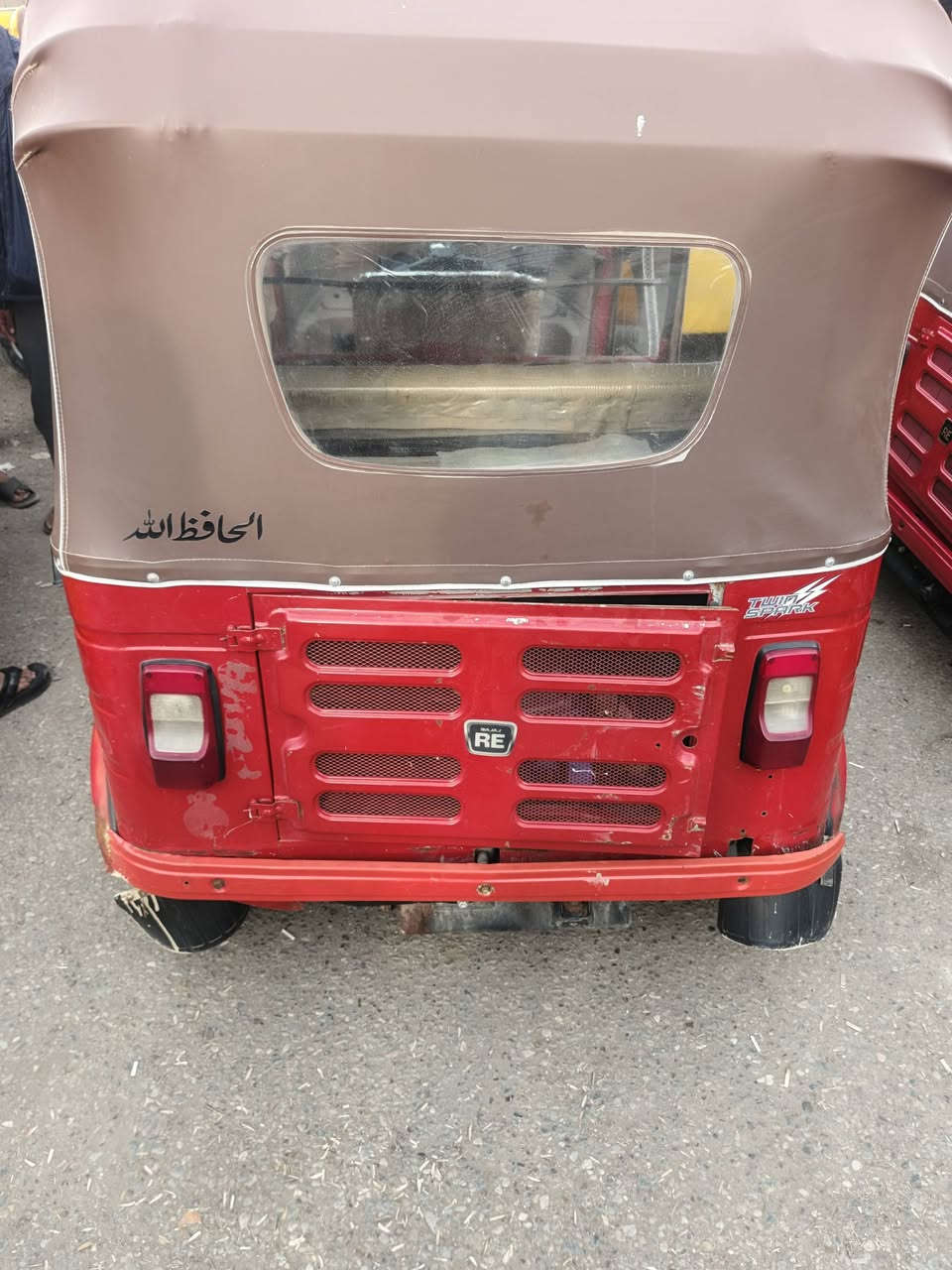 سلام عليكم تكتك موديل ١٩شهر ٣تكتك خير من الله كل نقص مابيه أوراقه لترقيم سعره ٣٨٠٠او بيه مجال حك جيه مكاني بغداد مدينت صدر الحميديه كل نقص مابيه كبل لشارع ***********
