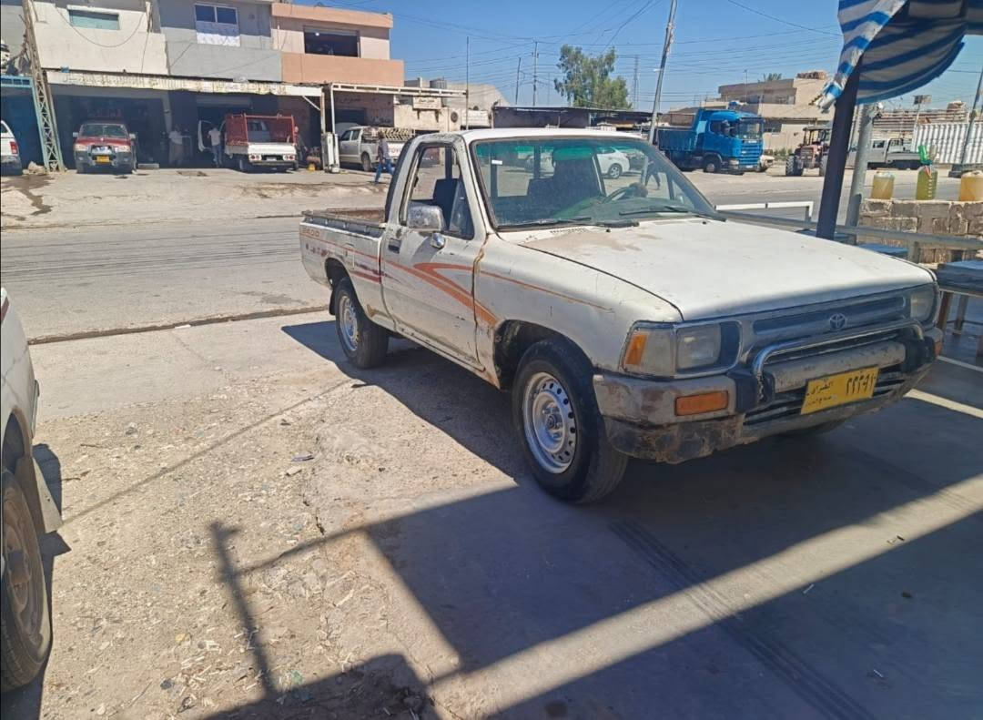 بيكم ٩١ تيوته
كير محرك شاصي شرط

بدون كلبه او صبغ بستثناء البوند مصبوغ

رقم صلاح الدين أصفر

شرط التحويل

السعر  ٣٨ وبي مجال

***********
