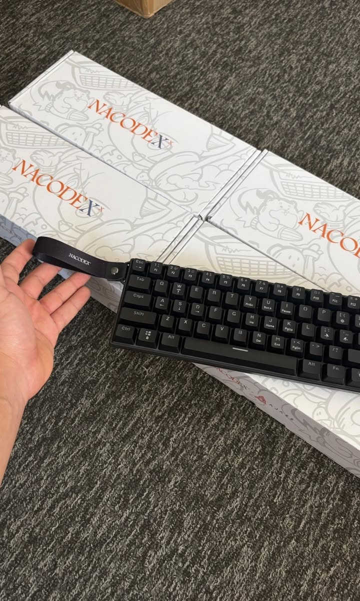 متوفر جملة ومفرد
Aula win60 he مغناطيسي 
Ajazz ak820 نسخة العربية 
Ajazz nk61 
Forev ماوس 
سماعات كيمنك qkz ak6 pro


**إذا كنت صاحب هذا الإعلان وتريد حذفه لأي سبب، رجاءا أرسل رسالة إلى الدعم الفني**