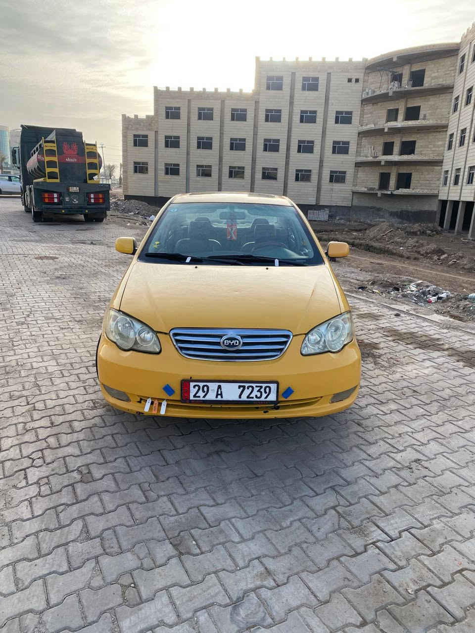 سلام عليكم بي وايدي f3 موديل 13 سياره جاهزه من كل نواحي كير ومكينه لا نسر خير من الله لا تبخير ولا تنقيص صد جديد حداديه جديد تخم تاير جديد كهربائيات كله شغاله كشنات جلد مري شفط سنتر لوك فتحه بلخماره تبريد ثلج +تدفه سياره مكفوله من لضربه ولصبغ بلاديه سياره كله رقم واسط نكليزي سنويه ل30 هئيه وغرامات وخط وبعث مصفر كله تحويل ثاني يوم سياره جاهزه بعد احله من لصور  مكان واسط مركز لمدينة  سعر 49 وبيه مجال قليل رقم ***********
