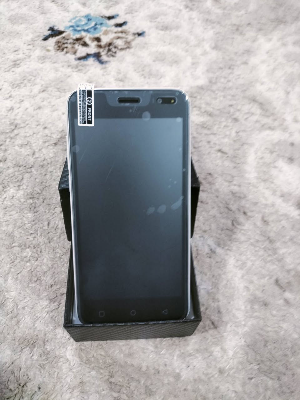 السلام عليكم موبايلات عدد3 صيني جديد ما مشتغل شرط الشغل بل كارتون سعر الواحد 65 الف الشراي يخابر *********** مكاني كركوك
