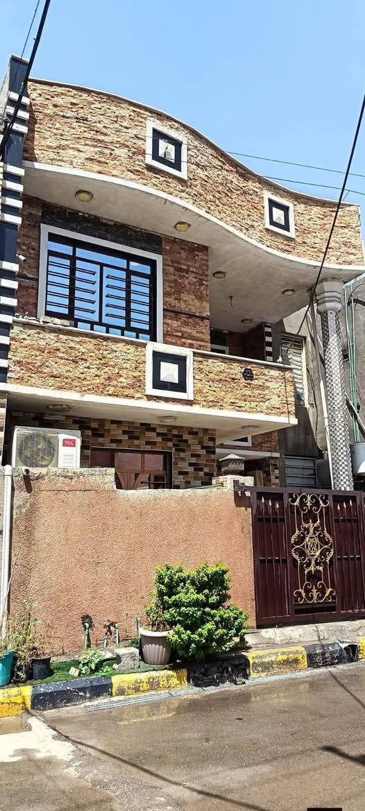 المنزل للبيع الزعفرانيه الشارع العام مجاور الجامع العلي العظيم مقابل مدرسه المكارم الاهليه
