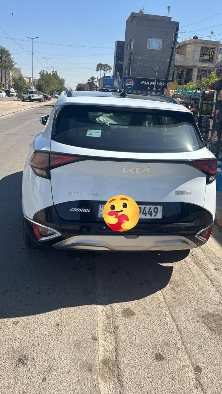 السلام عليكم كيا سبورتج 2023 خليجي مواصفاته معروفة فول ضررهة عندي بغداد صار موضح بالمقطع والصور 
ماشية 47الف
سعره 220 بيه مجال
الرقم ***********
