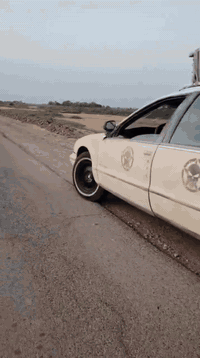 دولفين 92 رقم نجف خصوصي سنويه ل28 بسمنه تخم تاير توني شده مكينه فيفتي 3000 صالي 4 سنوات من شاده برقي مامفتوح لاتبخير لاشي شرط فحص كير مكينه شرط تخم تاير جديد ابو خطه توني شاده 325 الف وياها سبير جديد بجنطه 
ملاحظه 
حداديه امامي خلفي تعبانه 
كشرها دواخلها تعابنه 
ابيع بسعر مكينه رقم سعر 20 قفل 
رقم هاتف ***********
مكاني بصره ام قصر 
تحياتي لجميع
