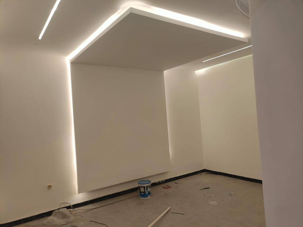 بيت للبيع 250متر خلف مطعم حياوي البيت كلش مرتب
حديث بناء درجه اولى 

استقبال 

وصاله

وغرف نوم عدد 2

ومطبخ حار وبارد 

وصحيات داخليه وخارجيه عدد3

حديقة 

كراج 

البيت تستلم مفتاح ابواب كامله جام مفرغات 

كلشي كامل  ويسلمك محجر درج تستلم مفتاح 

الاستفسار 

***********

***********

او مراجعة مكتبنا الكان في الديوانية الجزائر شارع المطاعم قرب صيدليه عالم الدواء اذا ارت بيع عقار او بناء اوترميم اوتنفيذ ما عليك فقط مراسلتنا 

المطور العقاري
