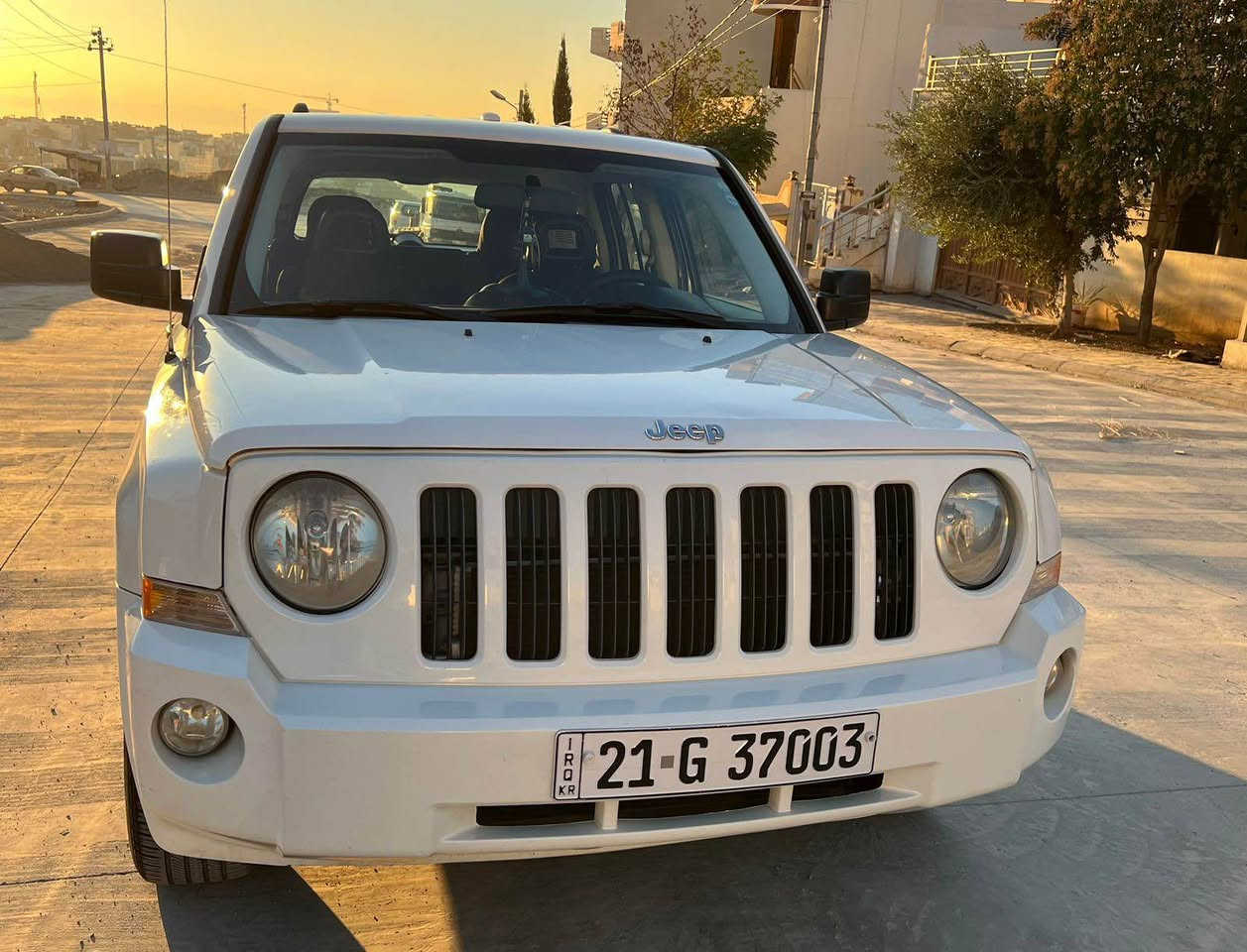 جیپ پاتریۆت ٢٠٠٩ مە کینە ٢٤ تاک ئە کسل نمونە لە جوانی ساردووشوختی نیە هە مووگیانی بە شە رت سە نە وی ورە قە می تازە یە تە نهادوونیودر رگای بۆیاخە لە وینە کانا دیاریم کردوە سە یارە کە مالی دۆستە لە سلیمانیم نرخی ٩٨ گە ڵاو معامە لە بۆزانیاری پە یوە ندی بکە ن *********** یان *********** سە یارە کە نمونە یە السليمانية, العراق
