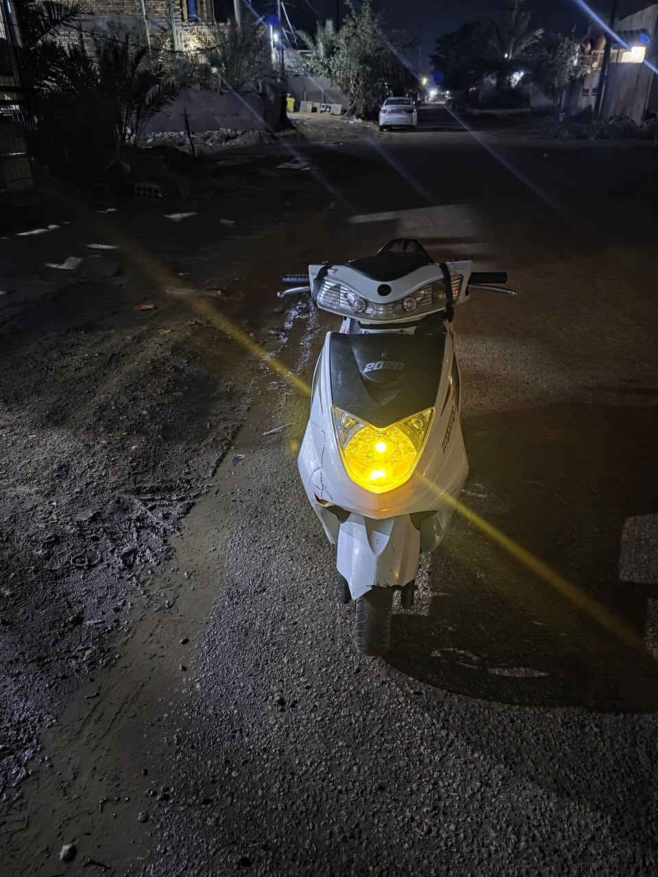 السلام عليكم عدة دراجة سجن الصيني للبيئة دراجة فول. مفتوحة مرة واحدة نجفته، سعر 350 وبيها مجال بس الدكمه مال  السلف ما يشتغل تواصل *********** فقط واتساب
