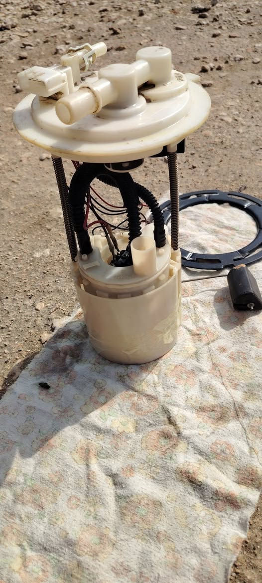 عبوه تفصيخ كامله فيرسا ترهم من موديل 13 فما فوق الي شكل الصني.
شرط الضمان اسبوع بيها خلل ترجعلك فلوسك
طوافه تقرأ صحيح بالملم بعت السياره وبقت يمي
العبوه فيتمها البلاد شرط.
السعر 50 الف والله اخذتها ب ٩٠ الف من مجمع بابل مستعمله شهر ورجعت للقديم وبعت السياره.
ضمان اسبوع عنواني الدوره قرب جسر الطابقين
***********
