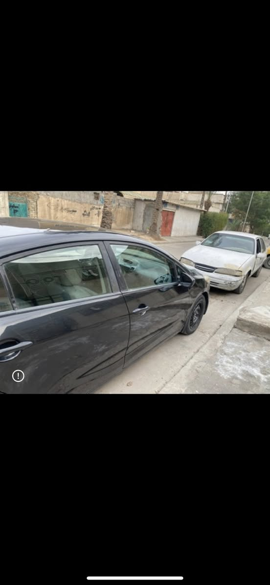 سلام عليكم اخوان سياره كيا فورتي للبيع موديل ٢٠١٦ امريكي حادثهه جاملغ و باب سايق صبغ سياره خير من الله ما ناقصهه شي محرك ٢٠٠٠دوش مكاني بغداد حي العامل سونار موجود بلمنشور ماشيه ١٦٠ اخوان سعر ١٠٥ و بيه مجال شي بسيط و الشراي يتصل ع رقم او واتساب و بلخدمه ***********
