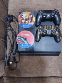 بلاي 4 فات • يدتين • قرصين