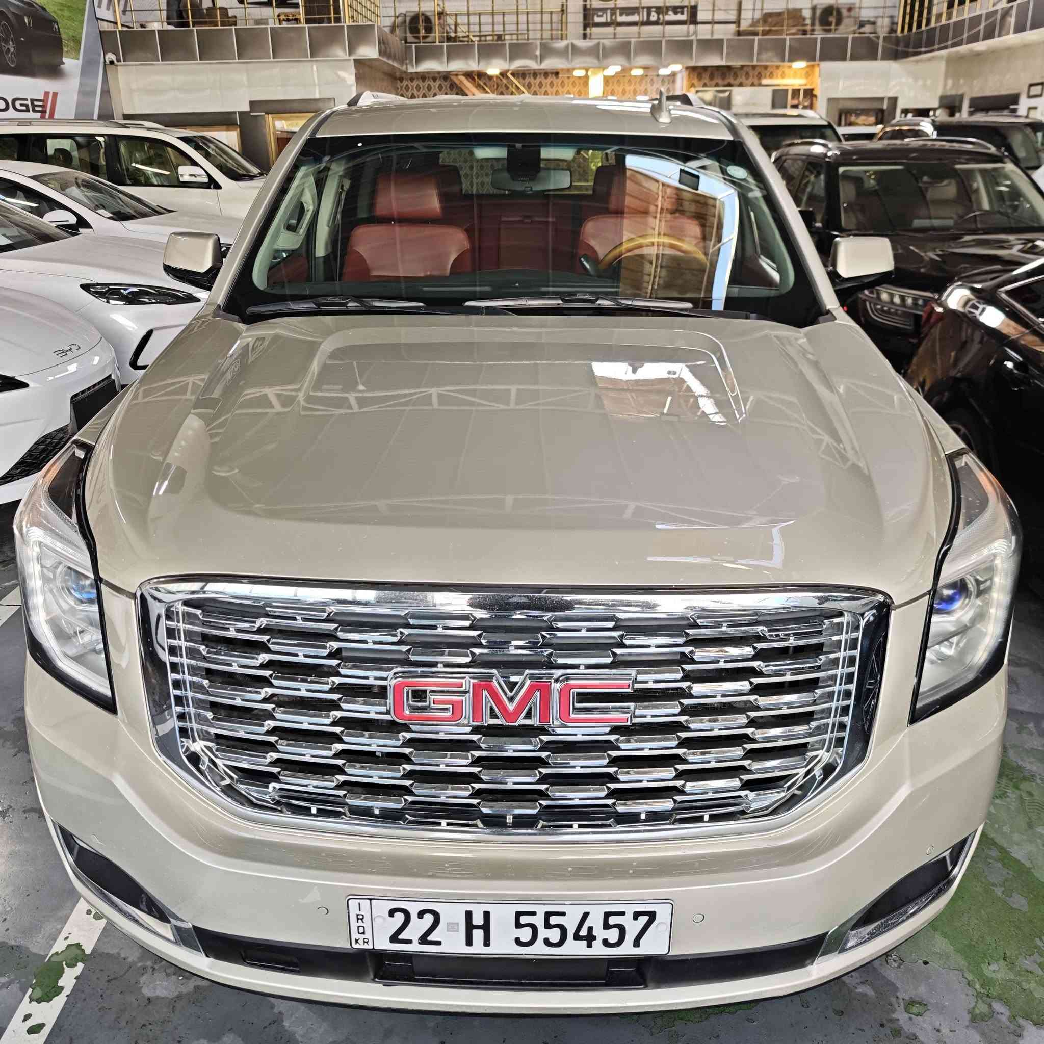 السلام عليكم ورحمة الله وبركاته
للبيع جمسي يوكن 2017 SLE
 8 راكب
لون ذهبي
محرك 8 سلندر 5.3
شاشة ابل كار بلي واندرويد اوتو
كشنات جلد 
تايرات قياس 18
ABS
تشغيل عن بعد
مثبت سرعة
حساسات خلفية
كاميرا خلفية
تحذير خروج عن مسار
حادثها موضح بالصور
سعر 31 الف دولار
للتواصل ***********
