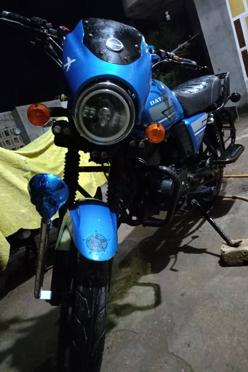 اللهم صل على محمد وآل محمد
دايوان موديل 19 أوراق أصولية كاملة.... دراجة حلوة ونظيفة ومرتبة// العنوان كوت الدجيلي 
***********
