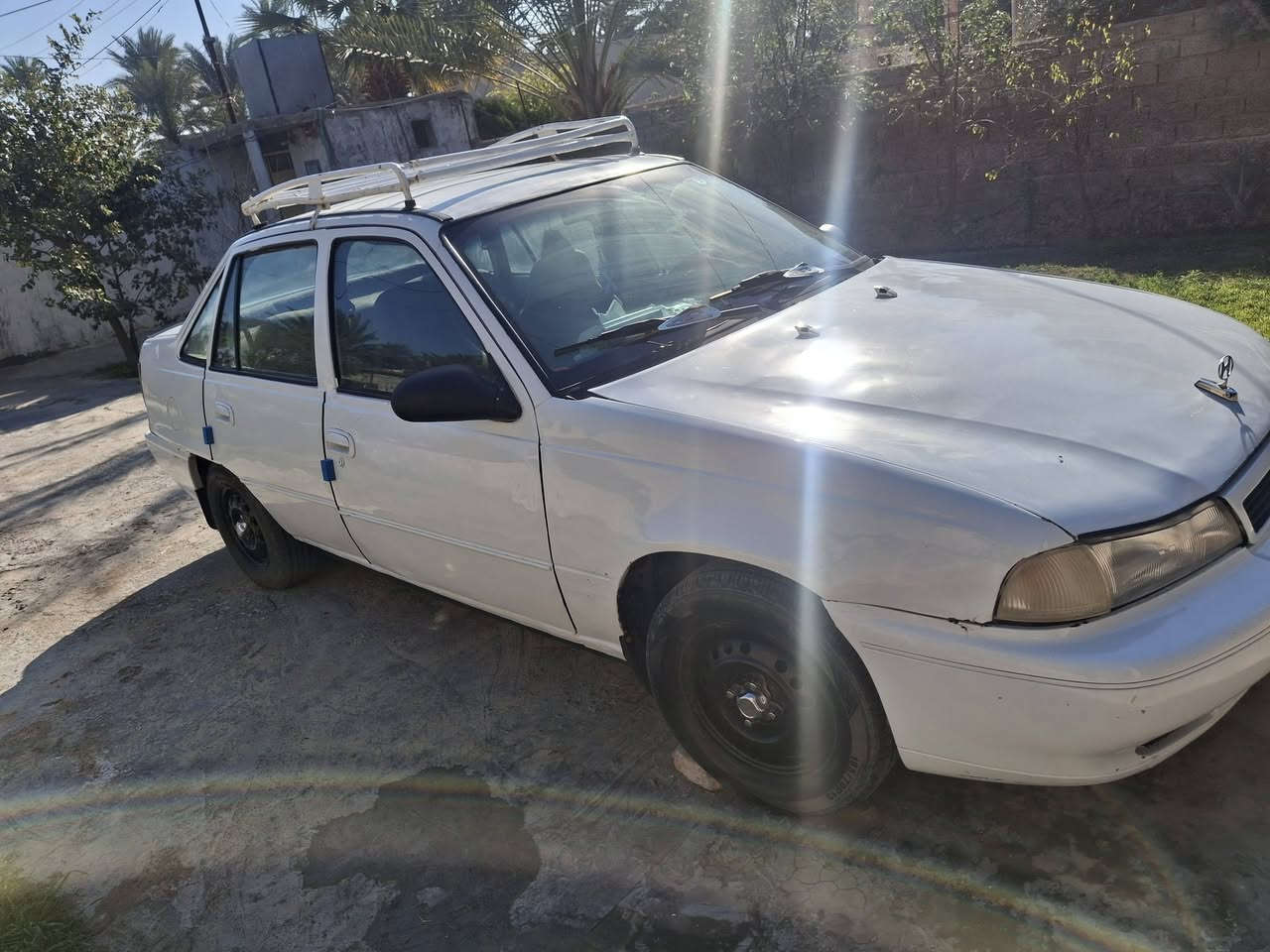 دايو سلوللبيع
موديل٩٦ 
مكينة كير جدد
صبغ عام بدون معجون
كهربائيات كلها شغالة
نقص فقط كمبريسر تبريد
السعر٢٩ بيها مجال
بعقوبة دورة
***********
