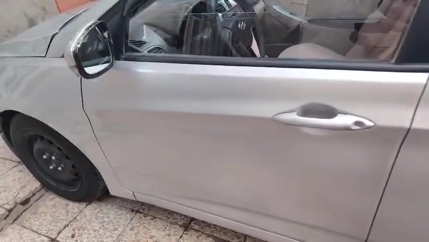 موديل 2104
بيها صبغ ابيع حزام 
سنويه ل شهر التاسع 
1600 محرك 
مكان السياره ميسان 
السعر 59 
***********
