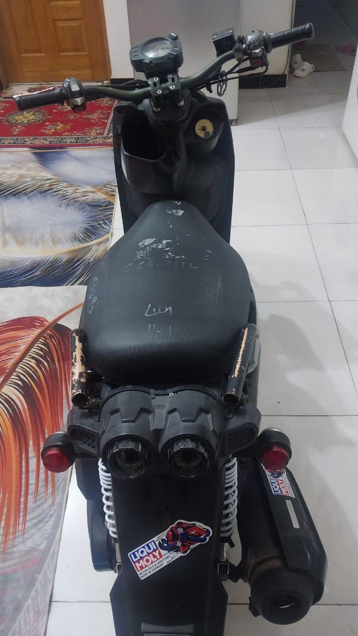 سكس جبلي مديل 2013 
دراجة نضيفة بشكل 
مكفول بالكامل 
أوراق كاملة منفيس ومعرض سعرها مليون و 50 بيها مجال حك الجية / عنواني بغداد الحسينية 
 0773 815 9890
