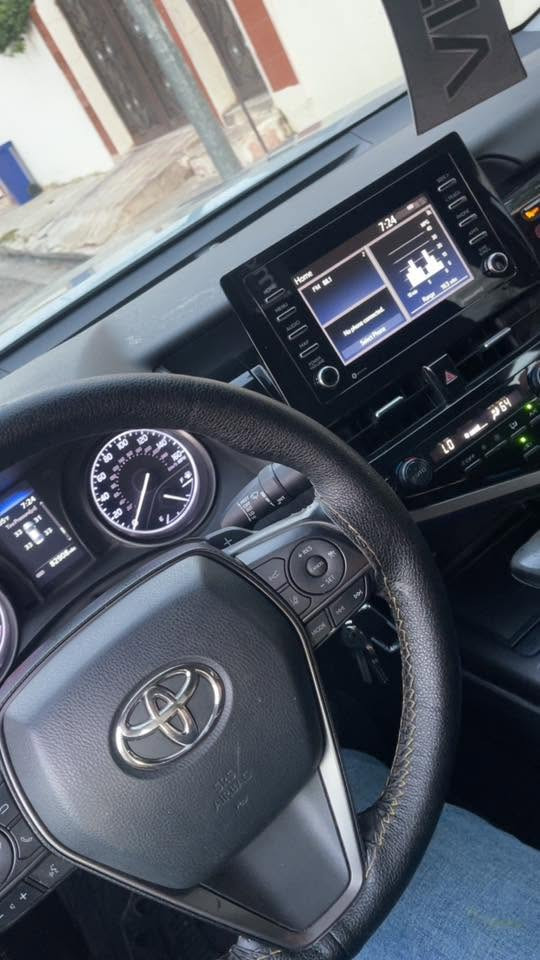 كامري امريكي موديل 2022
ربع باب نفر صبغ مثل ما موضح في الصوره بدون دواخل وبدون ايرباك محرك وكهربائيات بشرط سياره كلش نضيفه ماشيه 82000 الف  سعر 210 ومجال
***********
