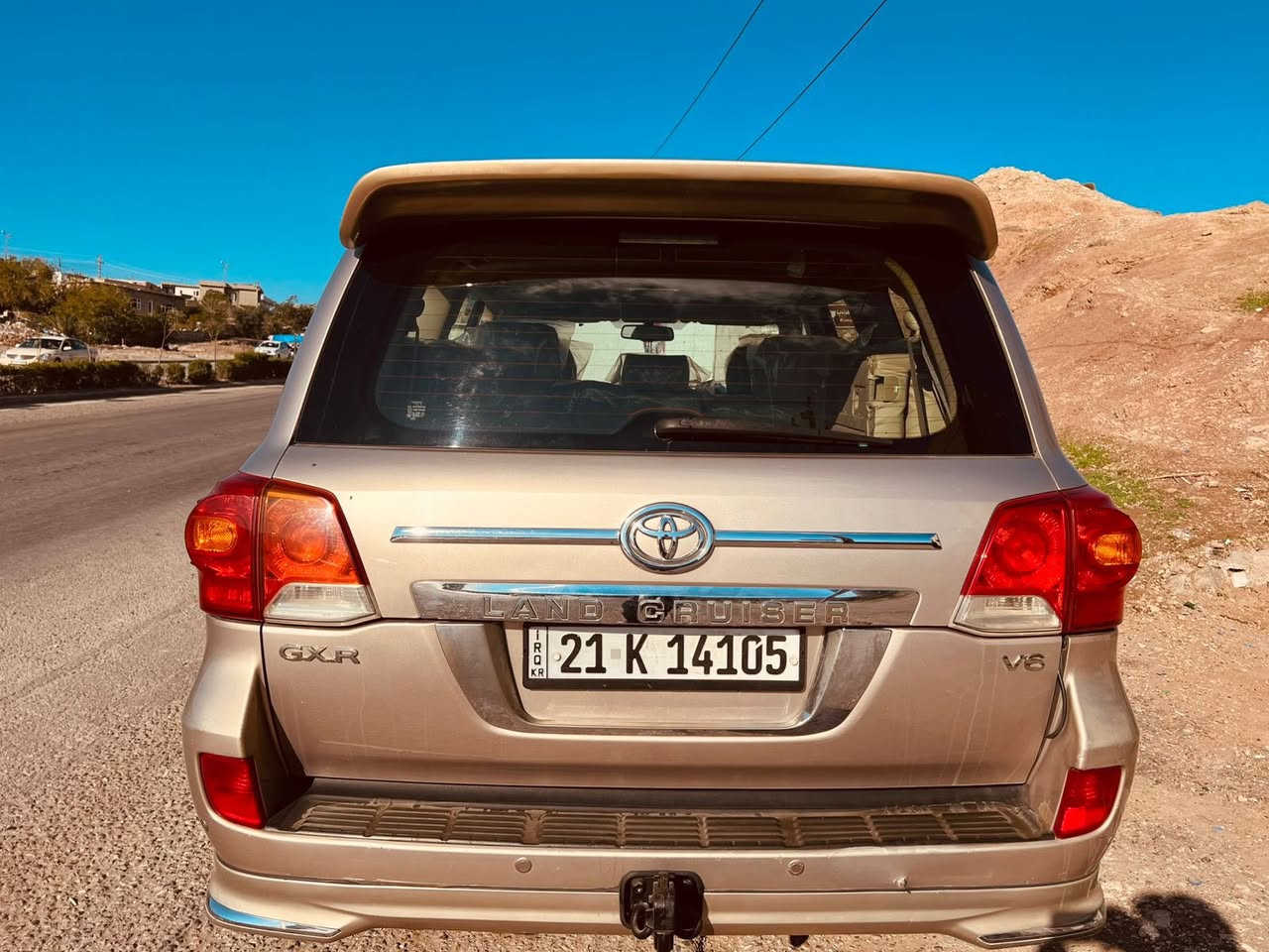 لاندكروز 2008
 GXR  ٦سلندر 
ماشيه 160
 الف حقيقي 
رقم سليمانيه 
سنويه بأسمي شخصياً. 
وكاله تحويل حاضر 
 مكفوله من الضرر والتصليح السياره جديده بمعنى الكلمه صدر حداديه تبريد تخم تاير كله جديد 
مكان السيارة اربيل 
السيارة معروضه 265$ وبيها مجال بسيط الشراي يتصل وعيوني اله 
 ***********
 اتصال او واتساب 
***********
