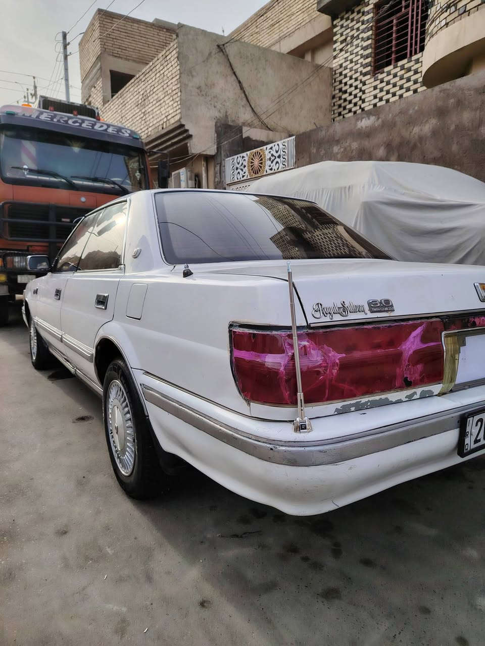 السلام عليكم للبيع هارتب موديل١٩٩١ السياره مكفوله وكير ومكينه مكفولات تبريد شغال تتفه كشنات كهربائيه شغاله السياره خير من الله رقمه ديالى الانكليزي الجديد السعر ٤٣ وبيه مجال والاستفسار عل رقم ***********
