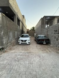 قطعة للبيع 100متر منطقة السوك ثاني قعطه عن مقرنص وشارع ايضاً مقرنص بسع...