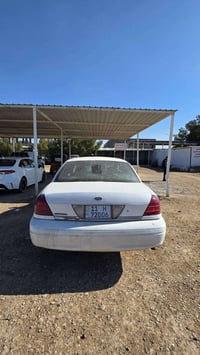 فورد كراون فكتوريا 2006 مكفول كير ومحرك مصبوغة صبغ عام مرقمة بغداد رقم...