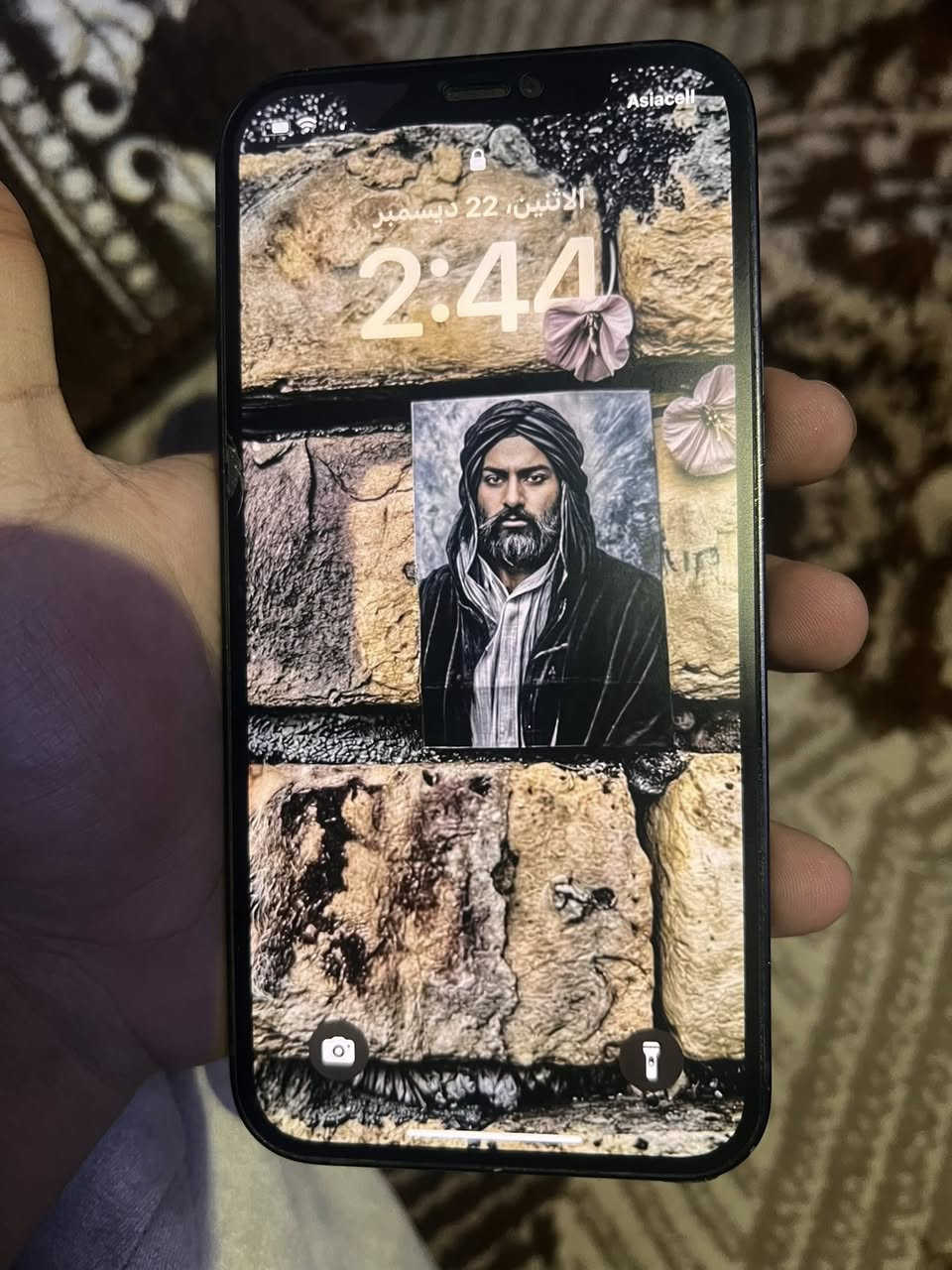 السلام عليكم
موبايل ١٢ أمريكي الأصلي 
عادي بطاريه ٧٥  السعر 450الف بي مجال بسيط 
كلشي ممبدل الاستفسار 
***********
