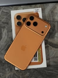 آيفون ١٧ برو ماكس • ٢٥٦ • بطارية ١٠٠٪